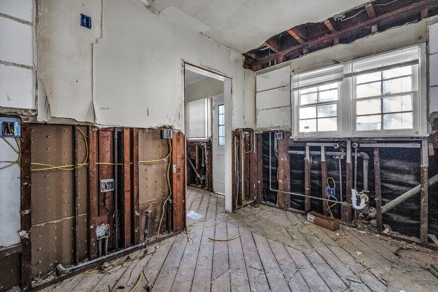 More Photos Of 3403 Stocker St, Los Angeles Apartments For Sale