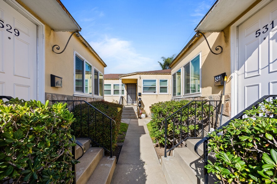 More Photos Of 529 E Walnut Ave, El Segundo Apartments For Sale