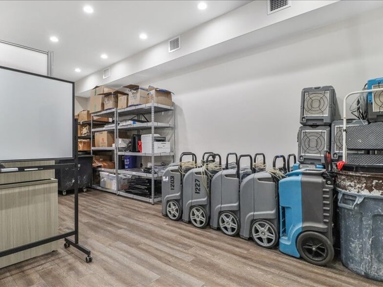 More Photos Of 73 SW 12th Ave, Dania Beach Warehouse For Sale