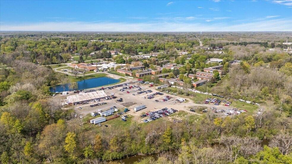 More Photos Of 4376 Beecher Rd, Flint Service For Sale