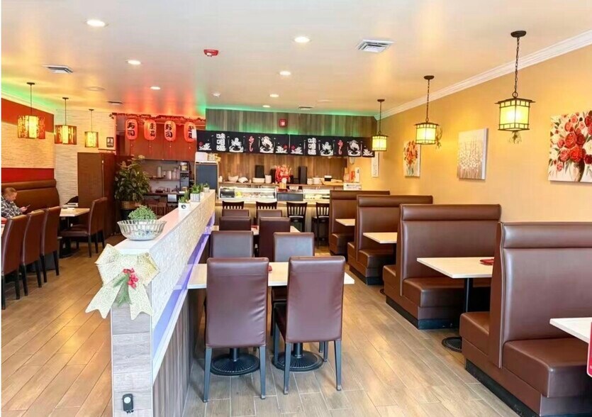 More Photos Of 143 Kings Hwy E, Haddonfield Restaurant For Lease