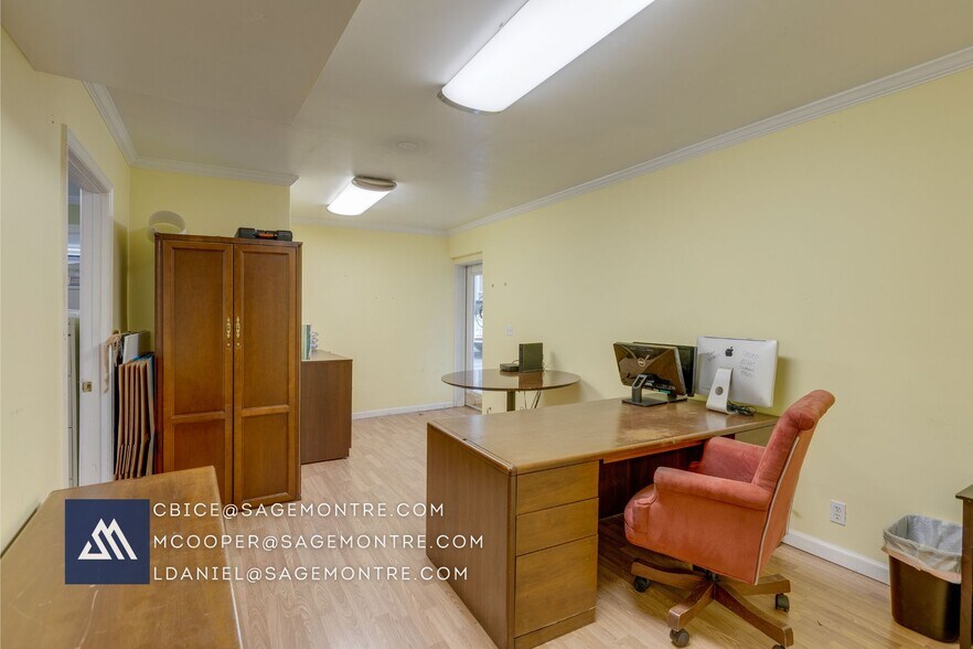 More Photos Of 1226 Lakeview Dr, Franklin Loft Creative Space For Sale
