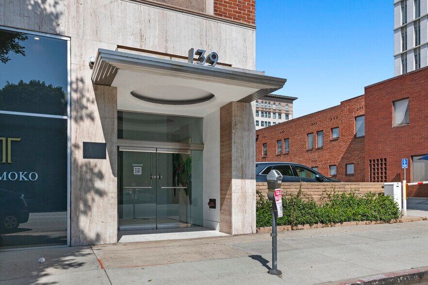 More Photos Of 139-147 S Beverly Dr, Beverly Hills Loft Creative Space For Lease