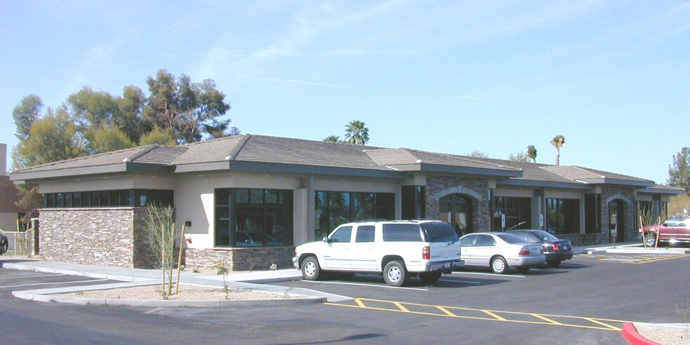More Photos Of 15640 N 7th St, Phoenix Medical For Lease