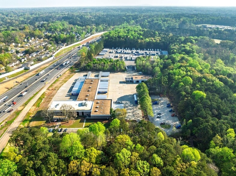 Primary Photo Of 2704 Bouldercrest Rd SE, Atlanta Distribution For Lease