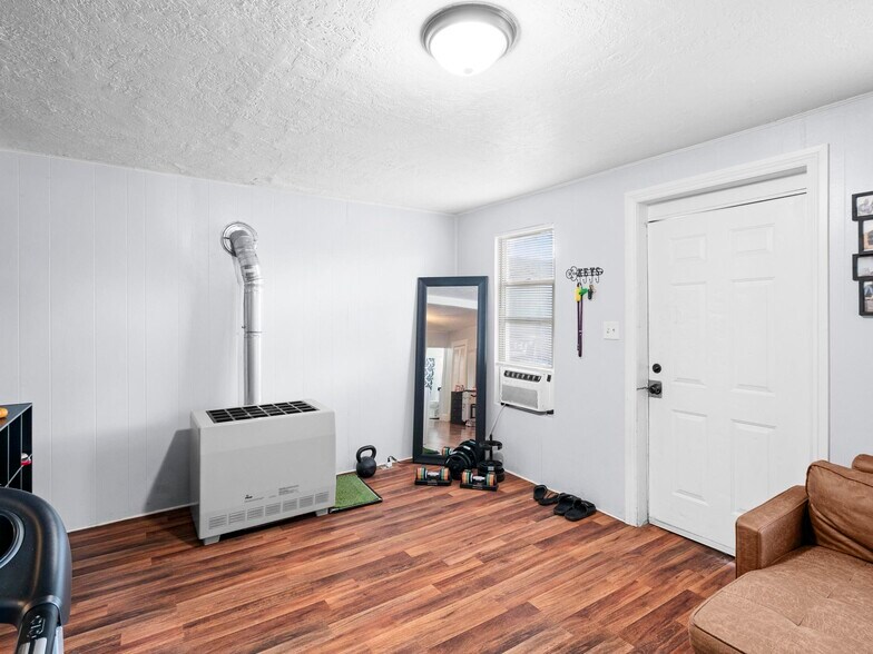 More Photos Of 127 W Mead Ave, Salt Lake City Apartments For Sale