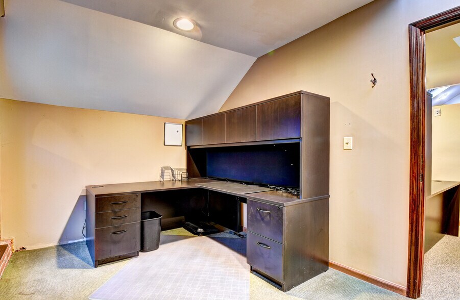 More Photos Of 615 Route 32, Highland Mills Office For Lease