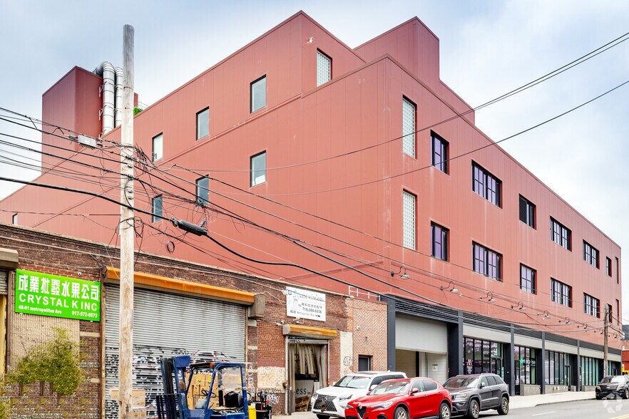 More Photos Of 4805 Metropolitan Ave, Ridgewood Light Distribution For Lease