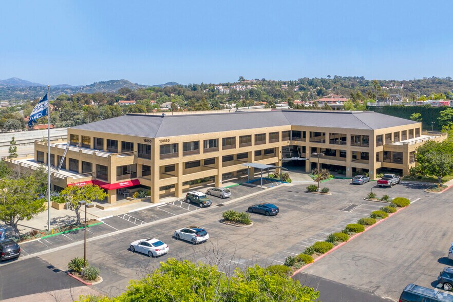 More Photos Of 16855 W Bernardo Dr, San Diego Coworking Space
