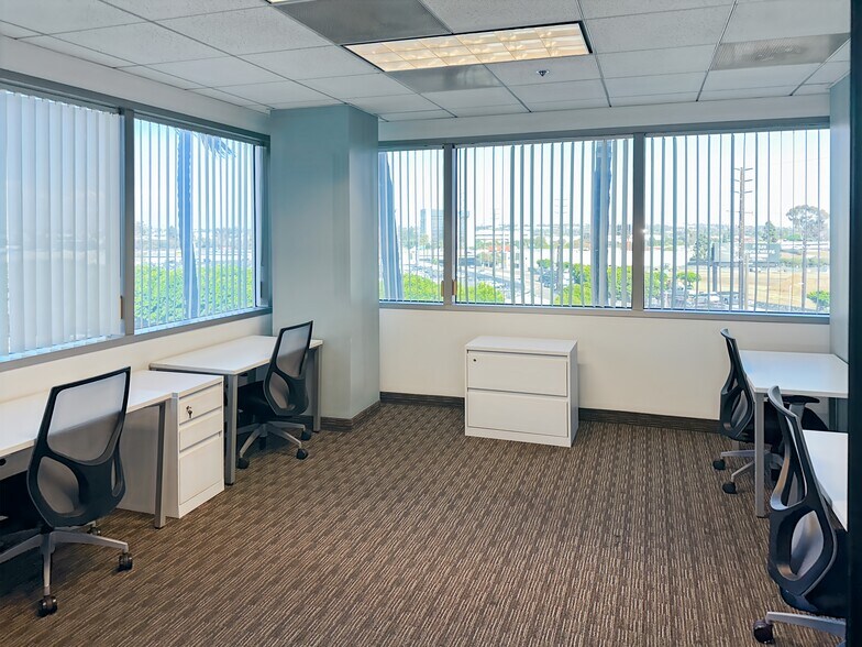 More Photos Of 879 W 190th St, Gardena Coworking Space