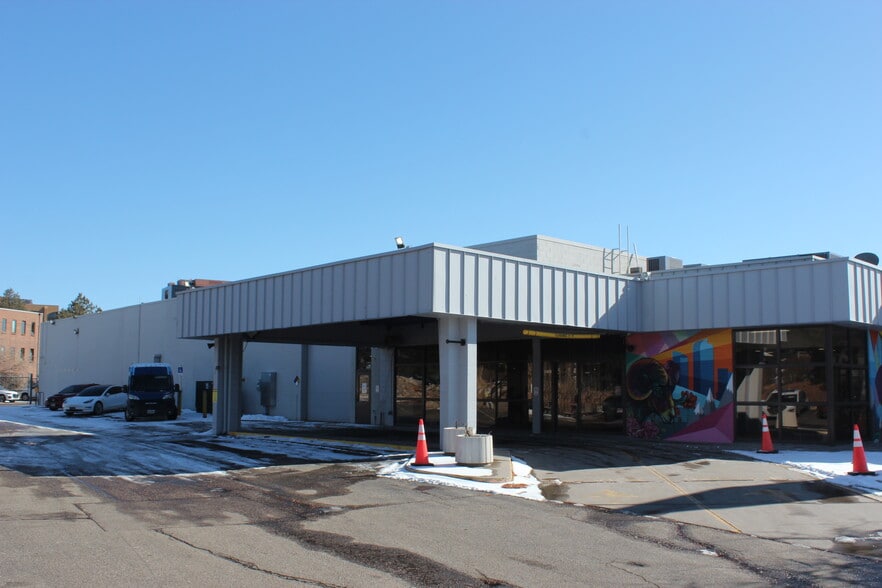 More Photos Of 2930 S Havana St, Aurora Auto Dealership For Lease