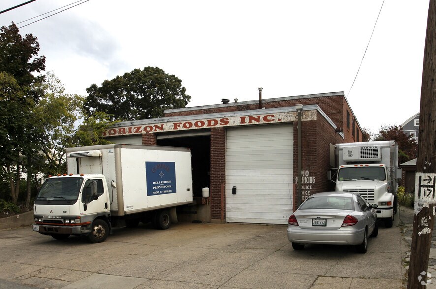 Primary Photo Of 257 Jewett St, Providence Distribution For Lease