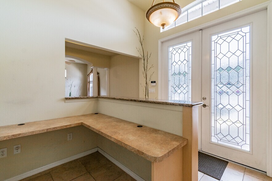 More Photos Of 2142 Ashley Oaks Cir, Wesley Chapel Medical For Sale