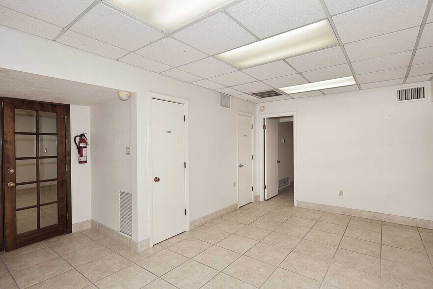 More Photos Of 5230 N 16th St, Phoenix Office For Lease