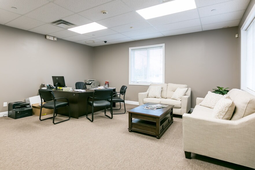 More Photos Of 132 N Wellwood Ave, Lindenhurst Storefront Retail Office For Sale