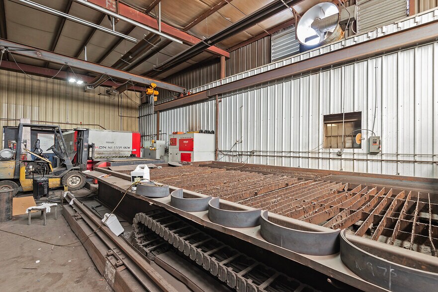 More Photos Of 1926 Pioneer Rd, Salt Lake City Manufacturing For Sale
