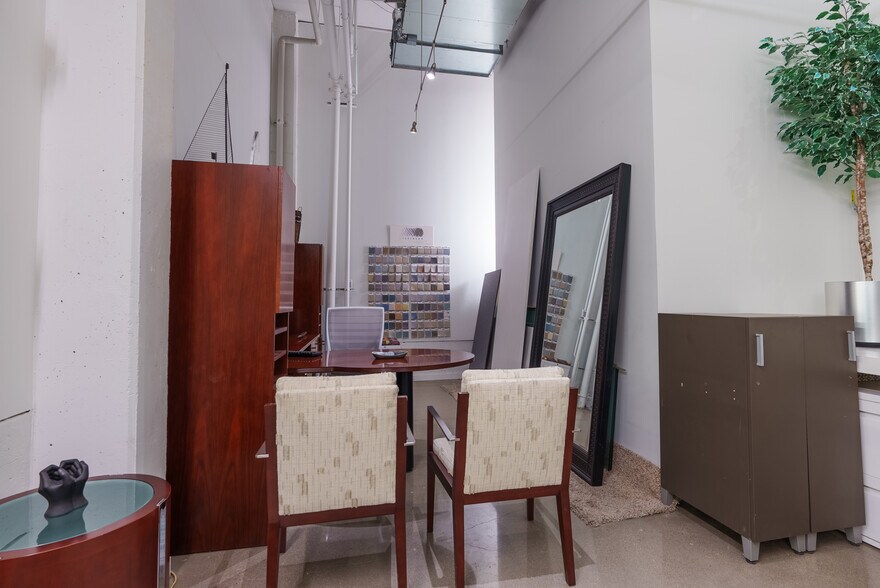 More Photos Of 2210 Blake St, Denver Apartments For Lease
