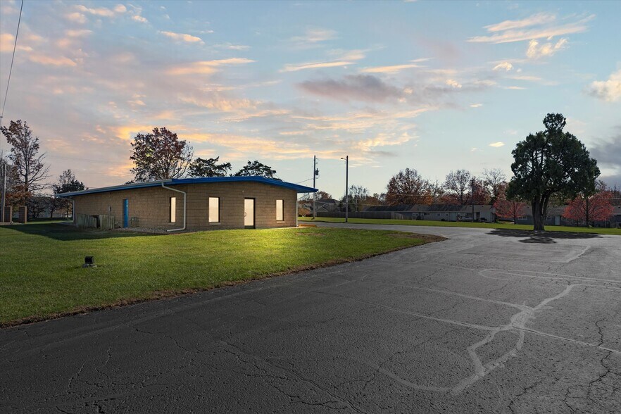 More Photos Of 502 W Markey Rd, Belton Medical For Lease