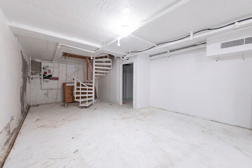 More Photos Of 6013 W Olympic Blvd, Los Angeles Storefront Retail Office For Lease