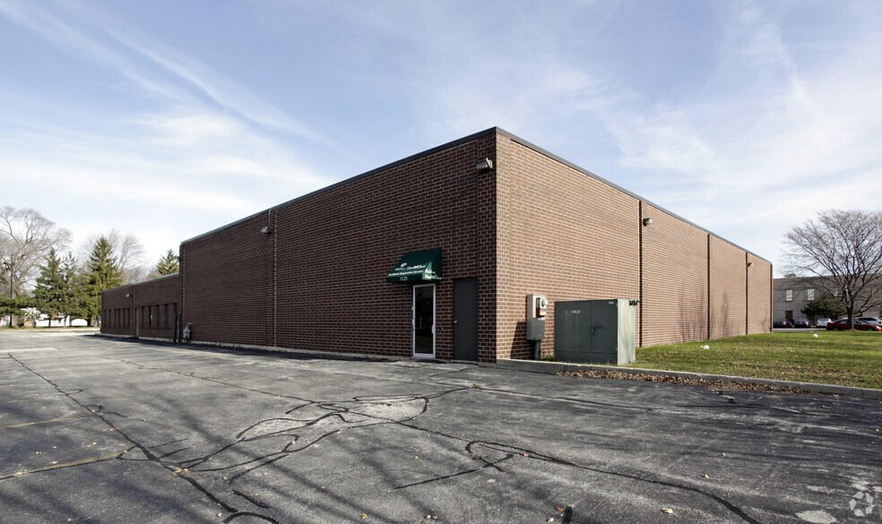 More Photos Of 1125 W 175th St, Homewood Manufacturing For Lease