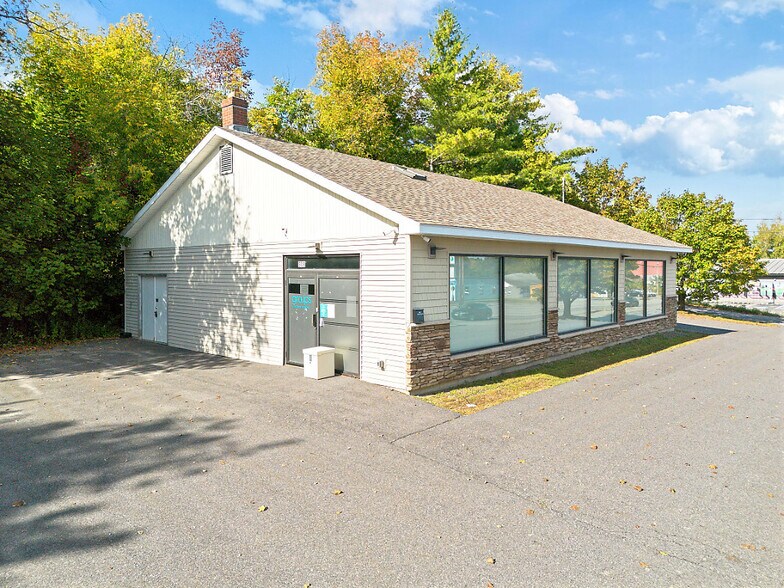More Photos Of 208 College Ave, Waterville Office For Lease