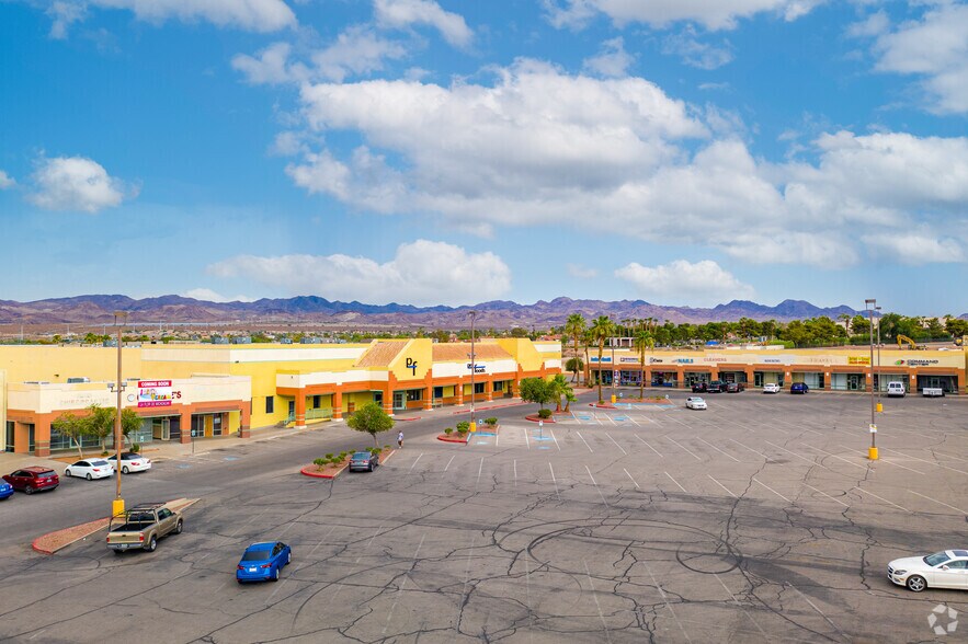 Primary Photo Of 724 S Boulder Hwy, Henderson Unknown For Lease