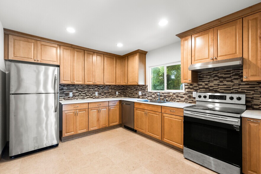 More Photos Of 7100 W Elkhorn Blvd, Sacramento Land For Sale