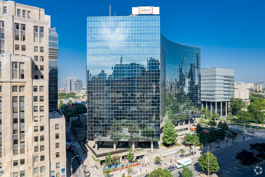 More Photos Of 700 University Ave, Toronto Office For Lease