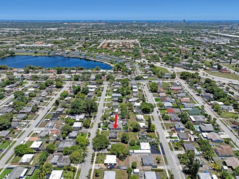 More Photos Of , Pompano Beach Flex For Sale