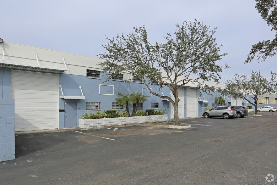 More Photos Of 8335 NW 64th St, Medley Light Distribution For Sale