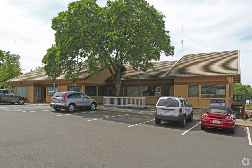 More Photos Of 875-877 Embarcadero Dr, El Dorado Hills Office For Lease