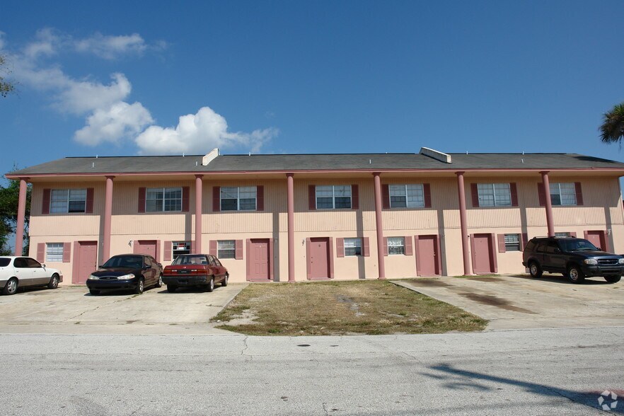 More Photos Of 112 Caribbean St, Deltona Apartments For Sale