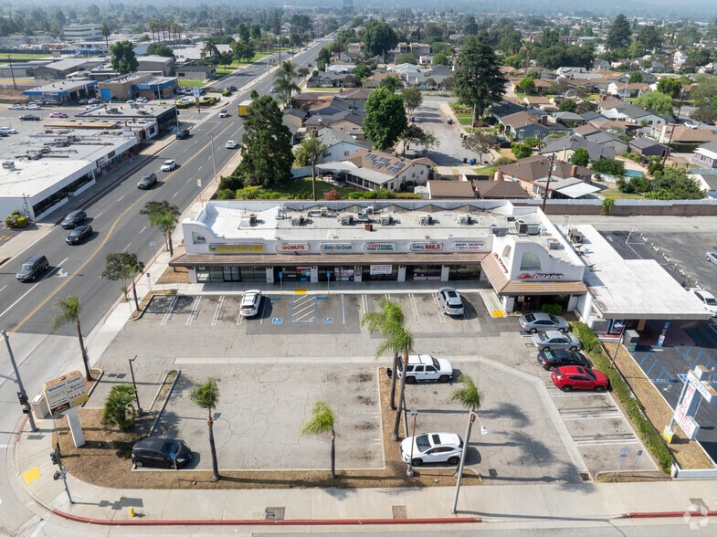 More Photos Of 468-480 E San Bernardino Rd, Covina Freestanding For Lease