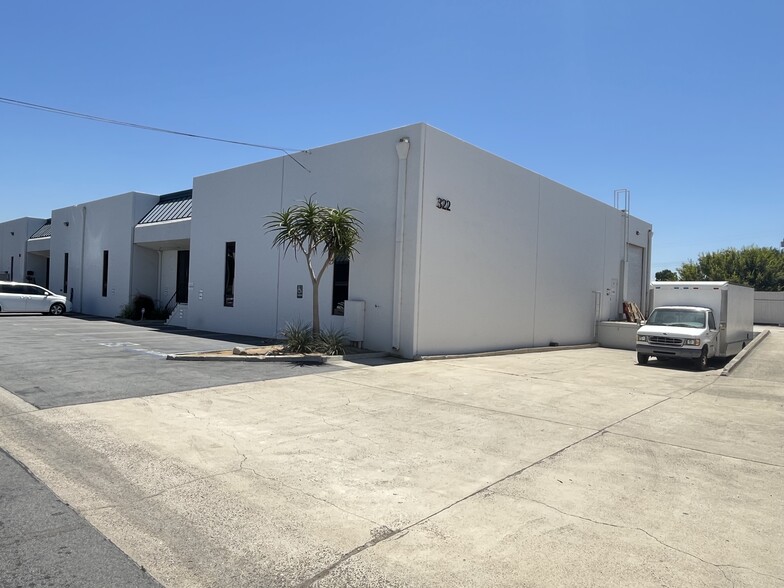 Primary Photo Of 322 Oak Pl, Brea Warehouse For Lease