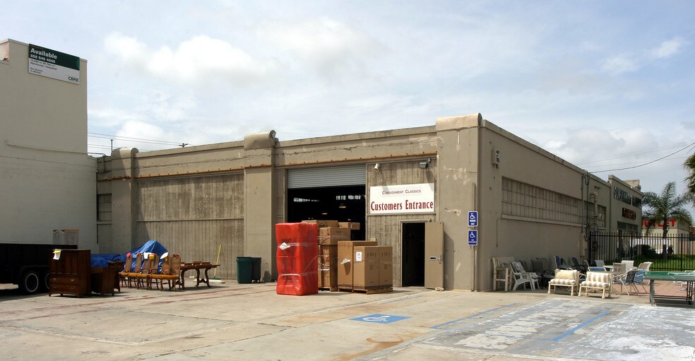 More Photos Of 1895 Hancock St, San Diego Warehouse For Sale