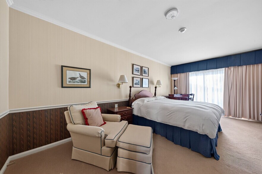 More Photos Of 1461 Highway EE, Winfield Specialty For Sale