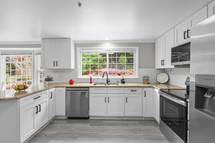 More Photos Of 9725 Lookout Pl, Gaithersburg Healthcare For Sale
