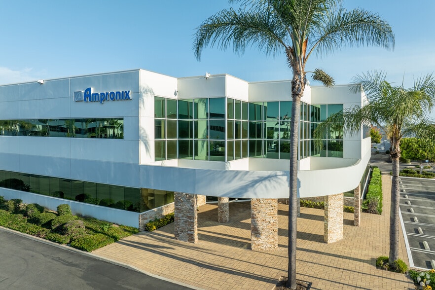 More Photos Of 15 Whatney, Irvine Research And Development For Lease