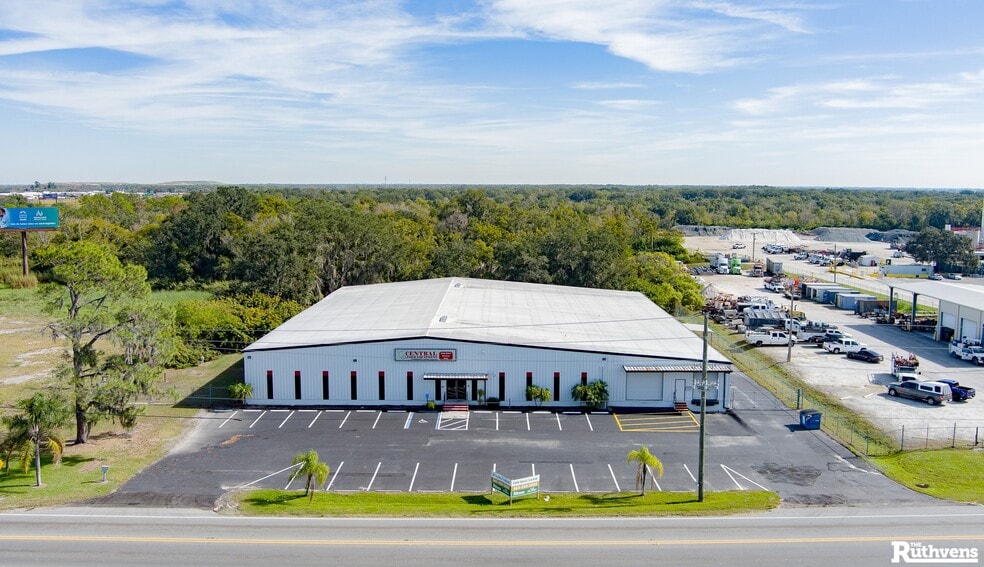 More Photos Of 3310 Reynolds Rd, Lakeland Warehouse For Sale
