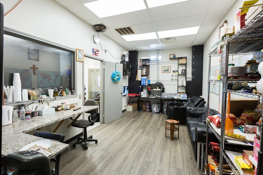 More Photos Of 1140 Kermit St, Plainview Restaurant For Sale