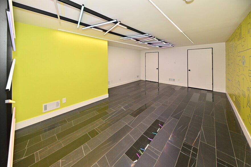 More Photos Of 1 S Liberty Dr, Stony Point Storefront For Sale