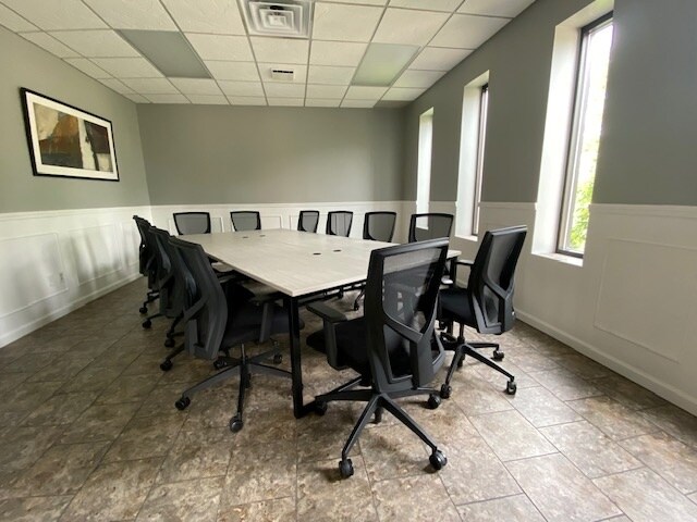 More Photos Of 36887 Schoolcraft Rd, Livonia Coworking Space