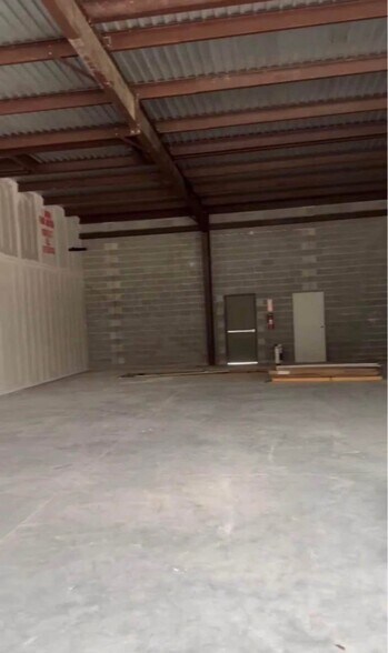 More Photos Of 11418 Sam Houston Pkwy E, Houston General Retail For Lease