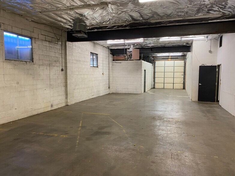 More Photos Of 951 Vallejo St, Denver Warehouse For Sale