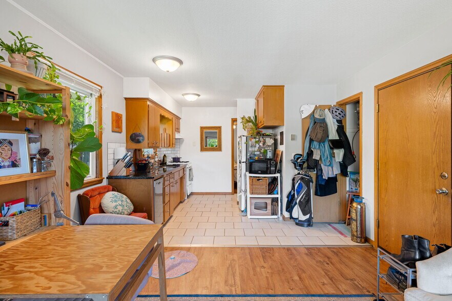 More Photos Of , Minneapolis Multifamily For Sale