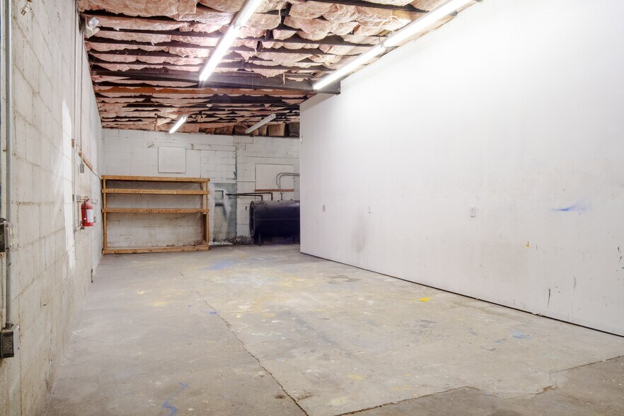 More Photos Of 50 East St, Franklin Loft Creative Space For Sale
