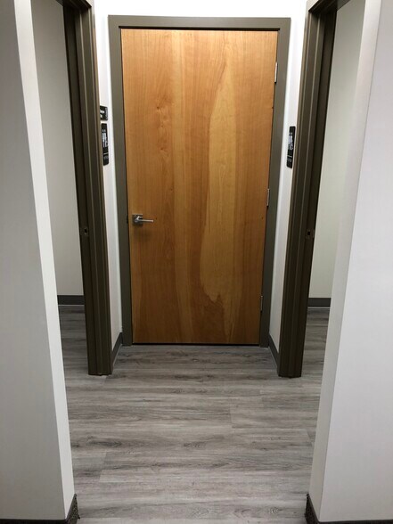 More Photos Of 1221 Byron Rd, Howell Medical For Lease