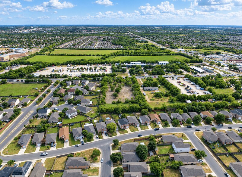 More Photos Of 11235 Shaenfield rd, San Antonio Land For Sale