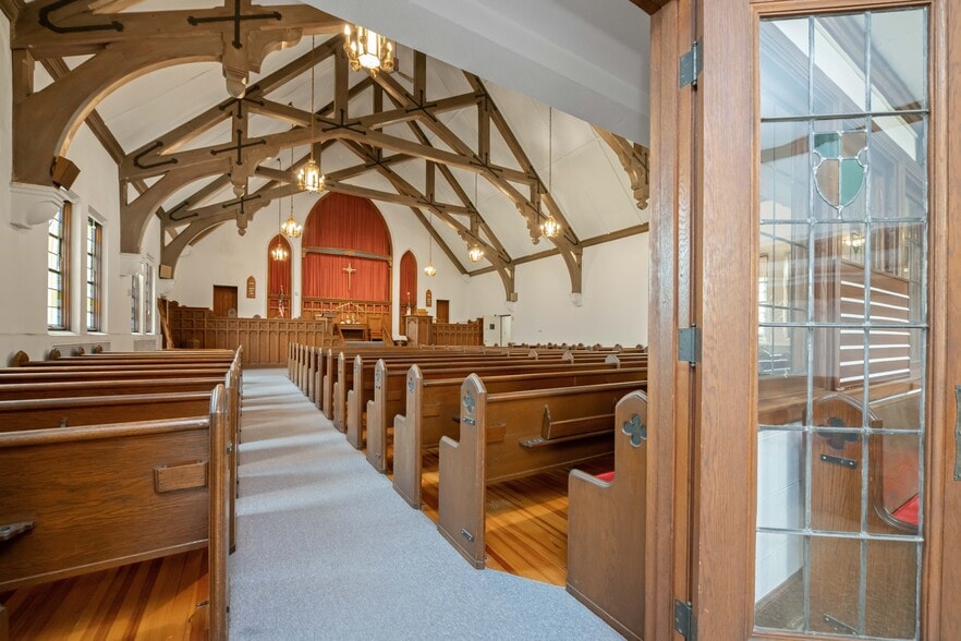 More Photos Of 2889 Culver rd, Rochester Specialty For Sale