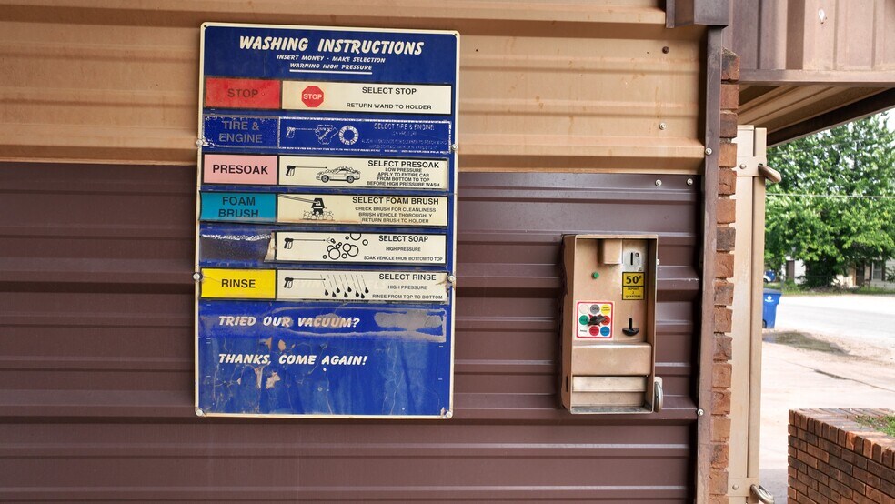 More Photos Of 4301 4th, Enid Self Storage For Sale